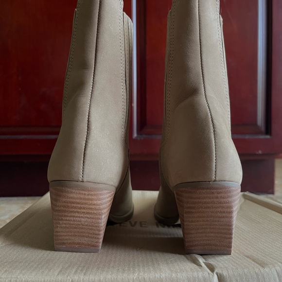 Steve Madden Genuine Leather Point Toe Western Cowboy Heeled Ankle Boot Booties - Picture 16 of 17